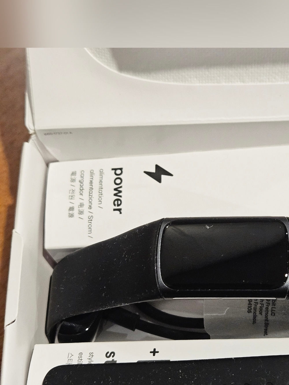Fitbit Charge 5 Advanced Fitness Health Tracker In Black - Picture 9 of 11